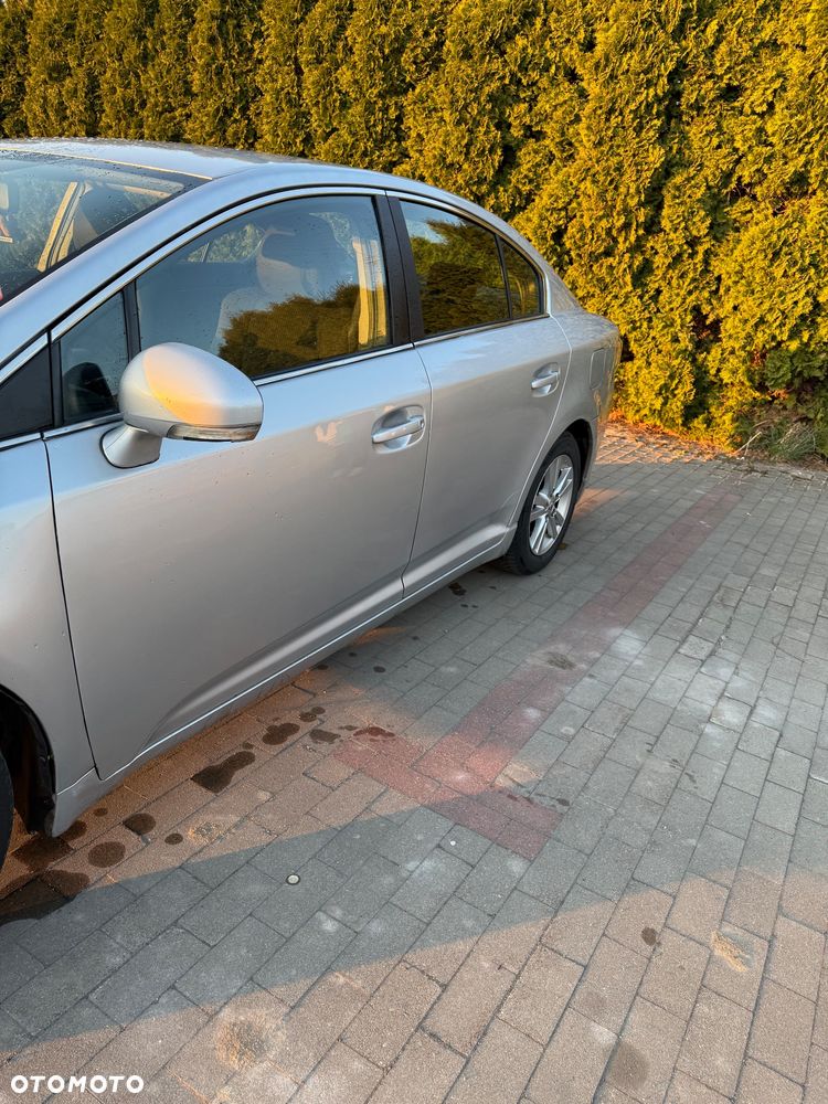 Toyota Avensis 2.0 D-4D Luna - 9