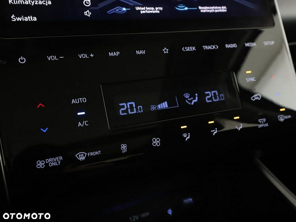Hyundai Tucson 1.6 T-GDi HEV 2WD Advantage - 29