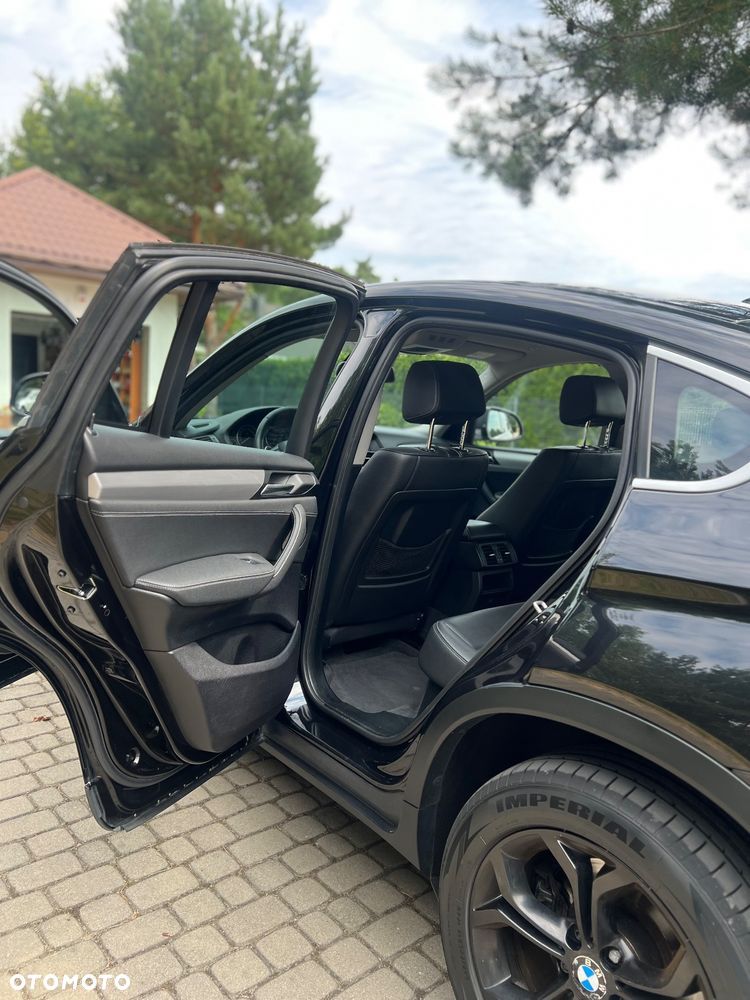 BMW X4 xDrive20d - 17