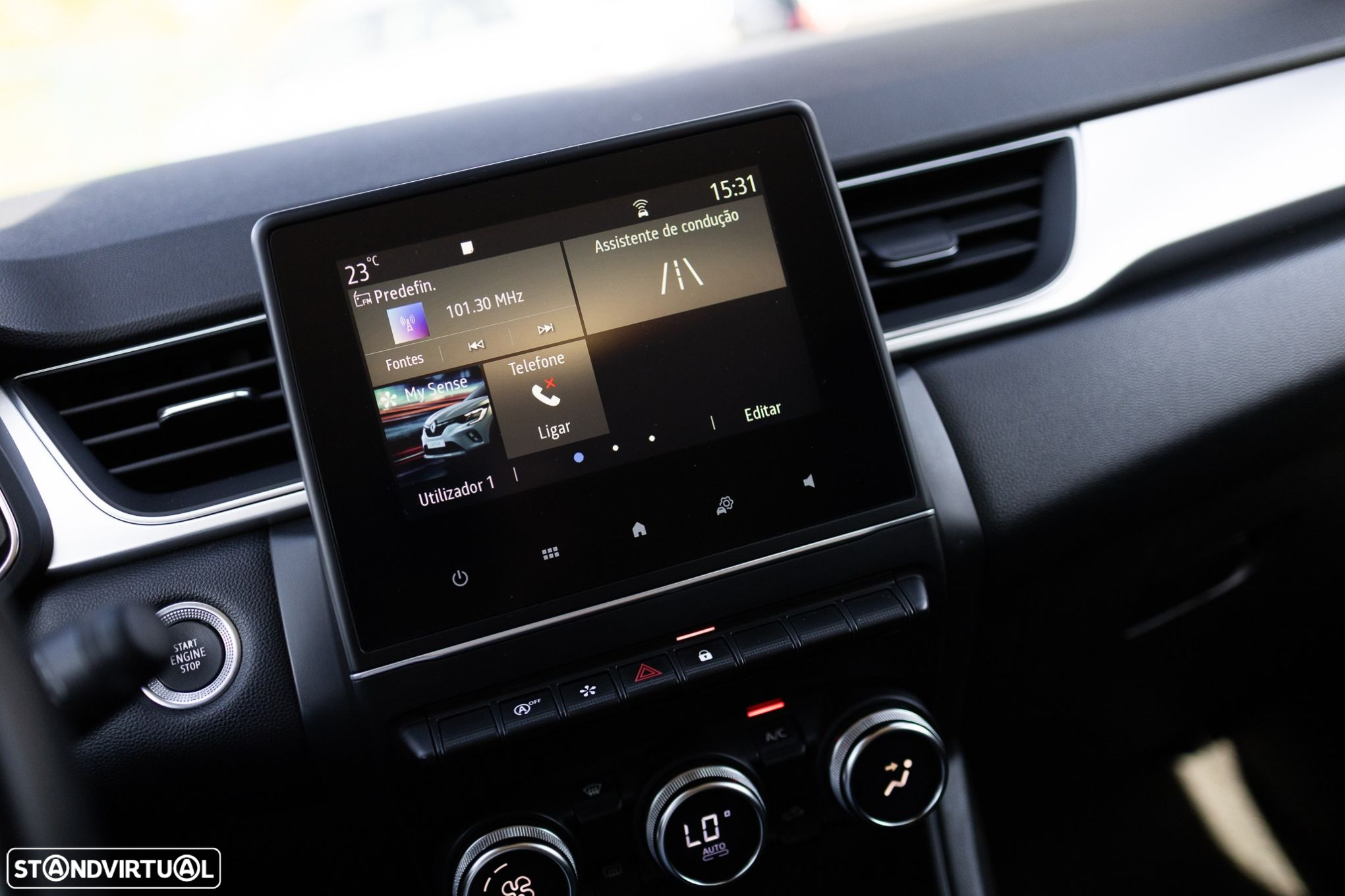 Renault Captur - 15