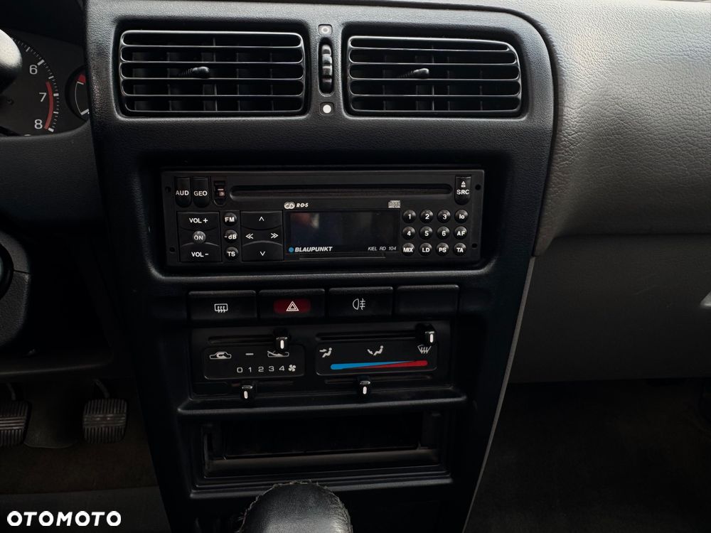 Nissan 100 NX 1.6 SLX - 21