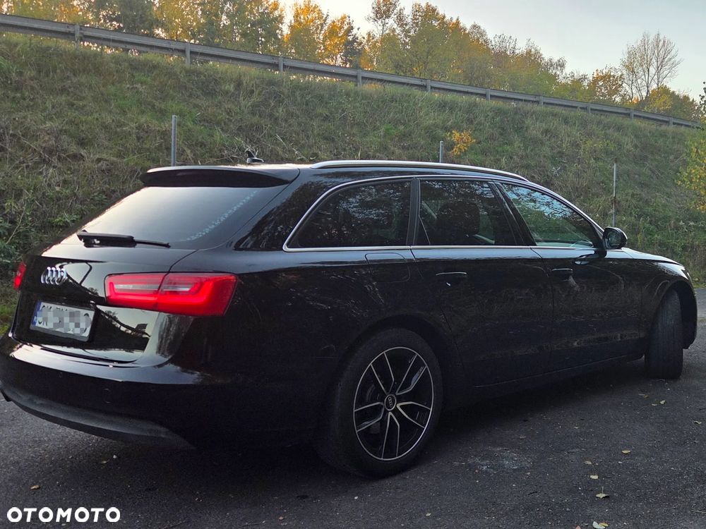 Audi A6 Avant 2012 photo 3