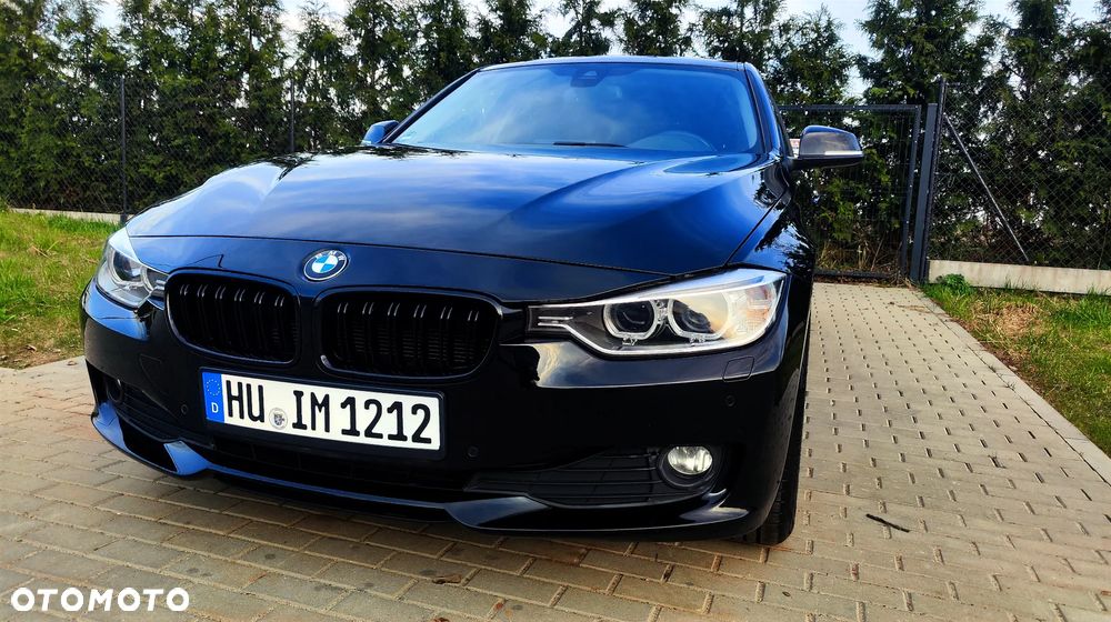 BMW Seria 3 320d - 35