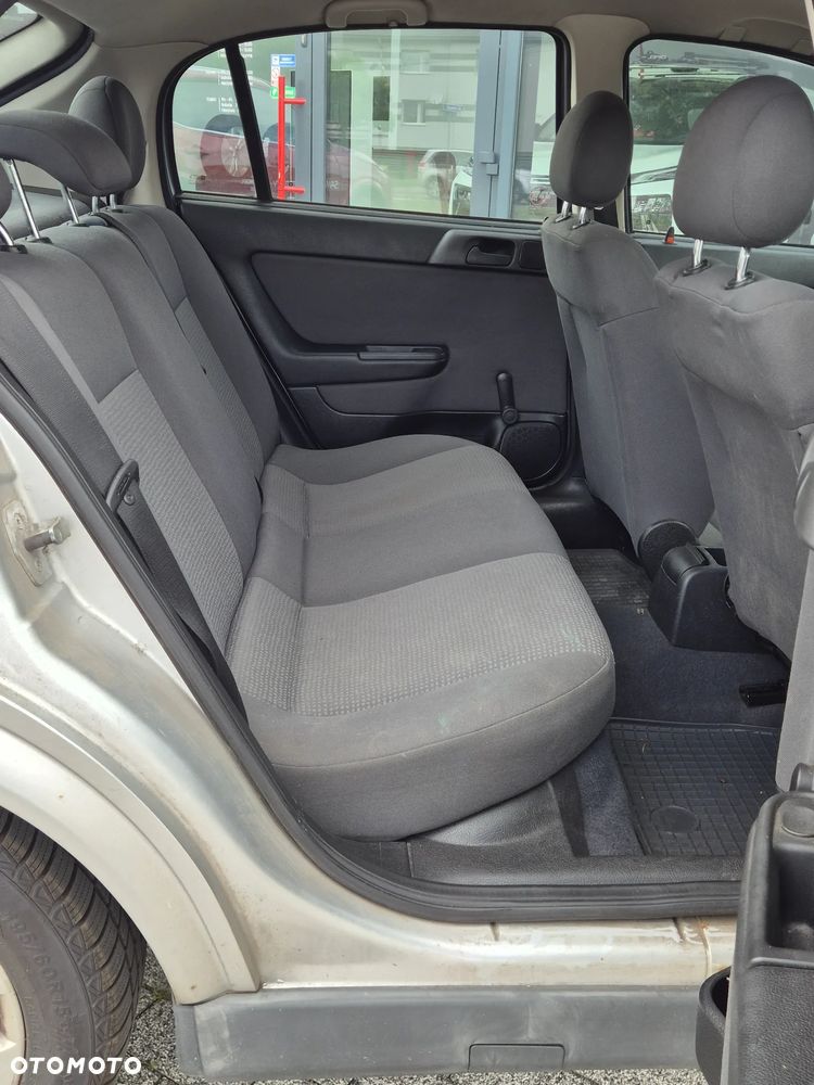 Opel Astra - 10