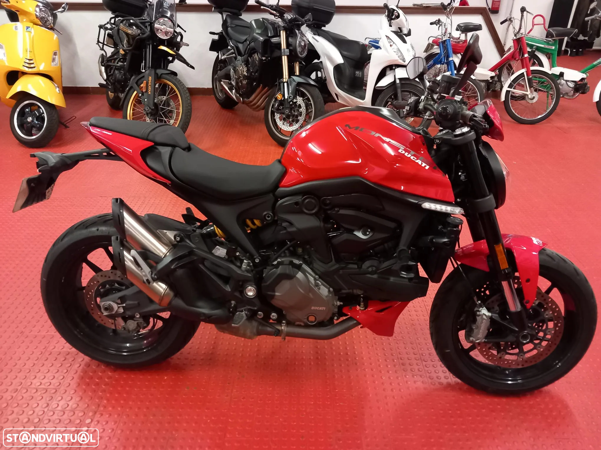 Ducati Monster + 2023 - 2
