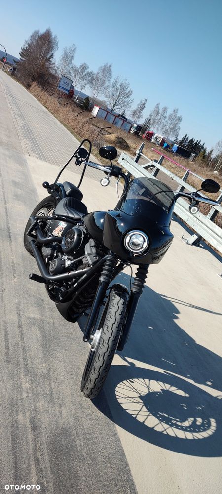 Harley-Davidson Softail Street Bob - 1
