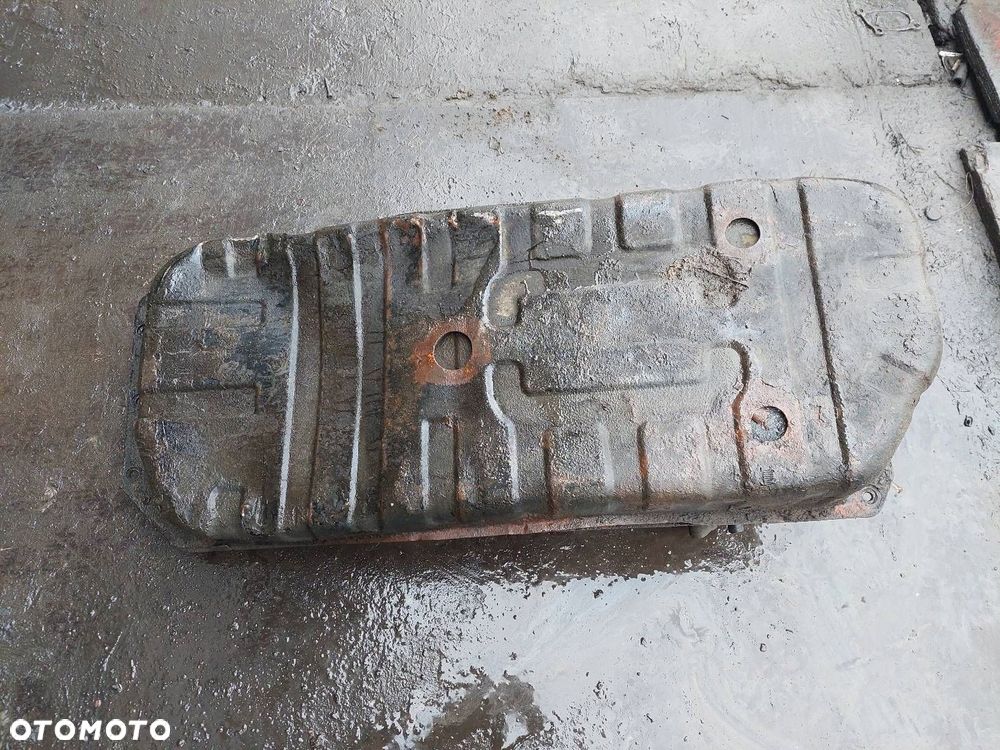 BAK ZBIORNIK PALIWA + POMPKA METALOWY KIA SORENTO I 2.5 CRDI - 3