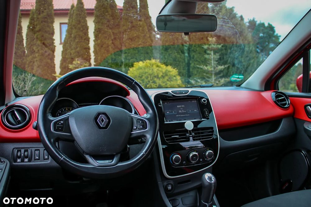 Renault Clio TCe 90 Dynamique - 32