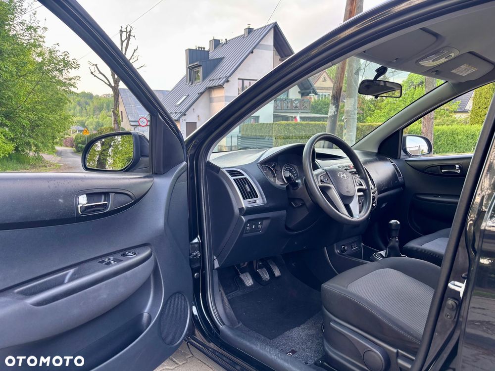 Hyundai i20 1.25 Wersja Jubileuszowa - 15