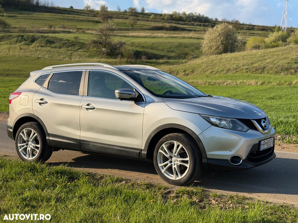 Nissan Qashqai 1.5 DCI N-Connecta - 1