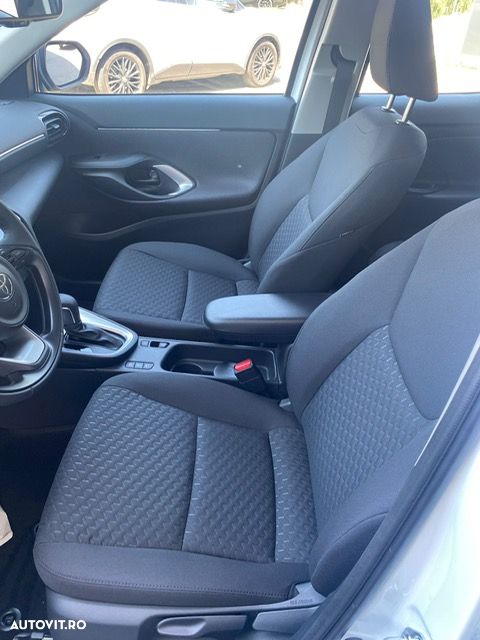 Toyota Yaris Cross 1.5 VVT-i HSD 4x2 Active - 14