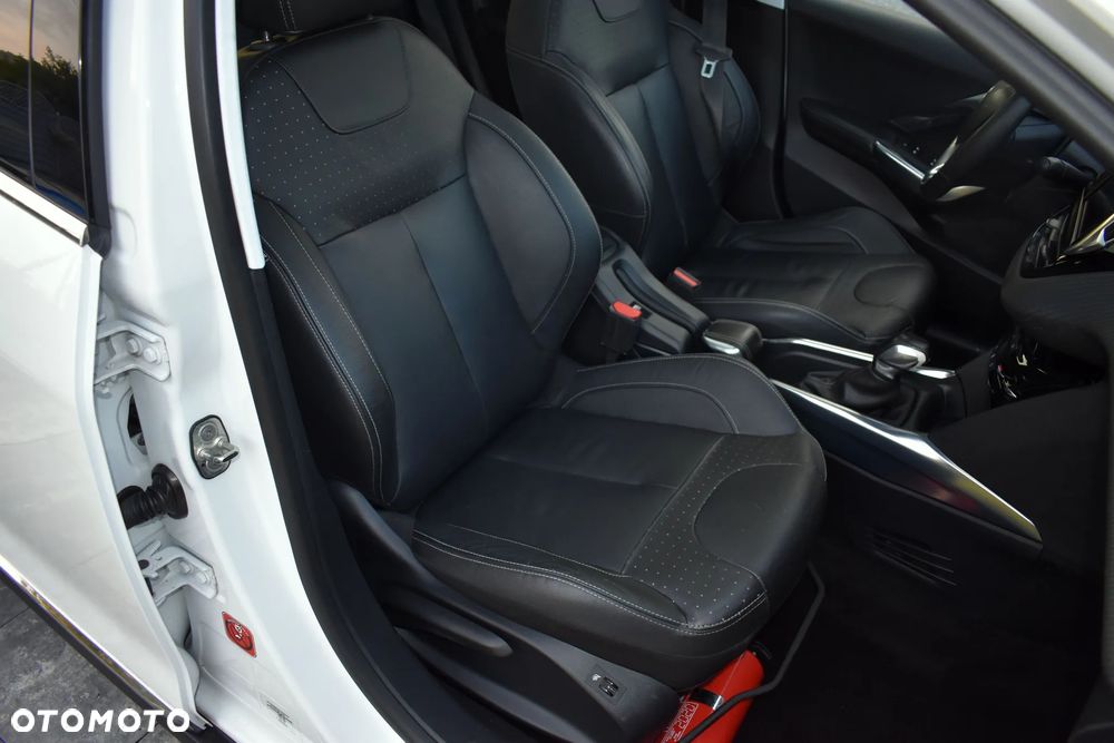 Peugeot 2008 BlueHDi 100 STOP & START Style - 34