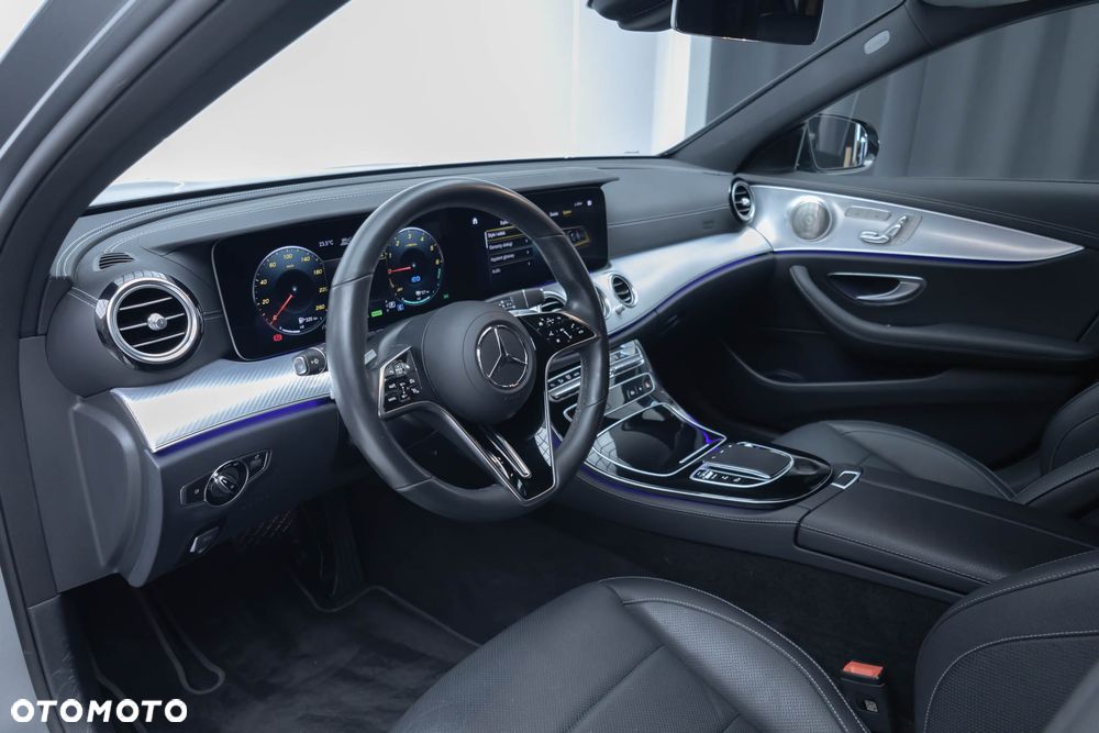 Mercedes-Benz Klasa E 300 de 4-Matic Avantgarde - 15