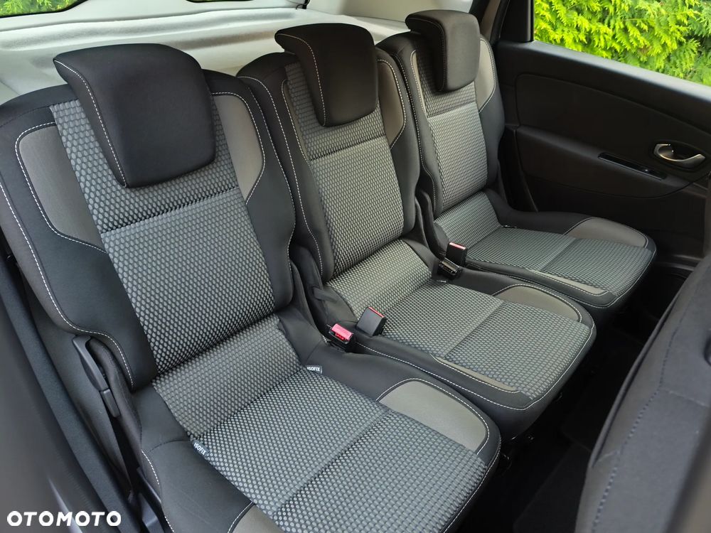 Renault Scenic - 22