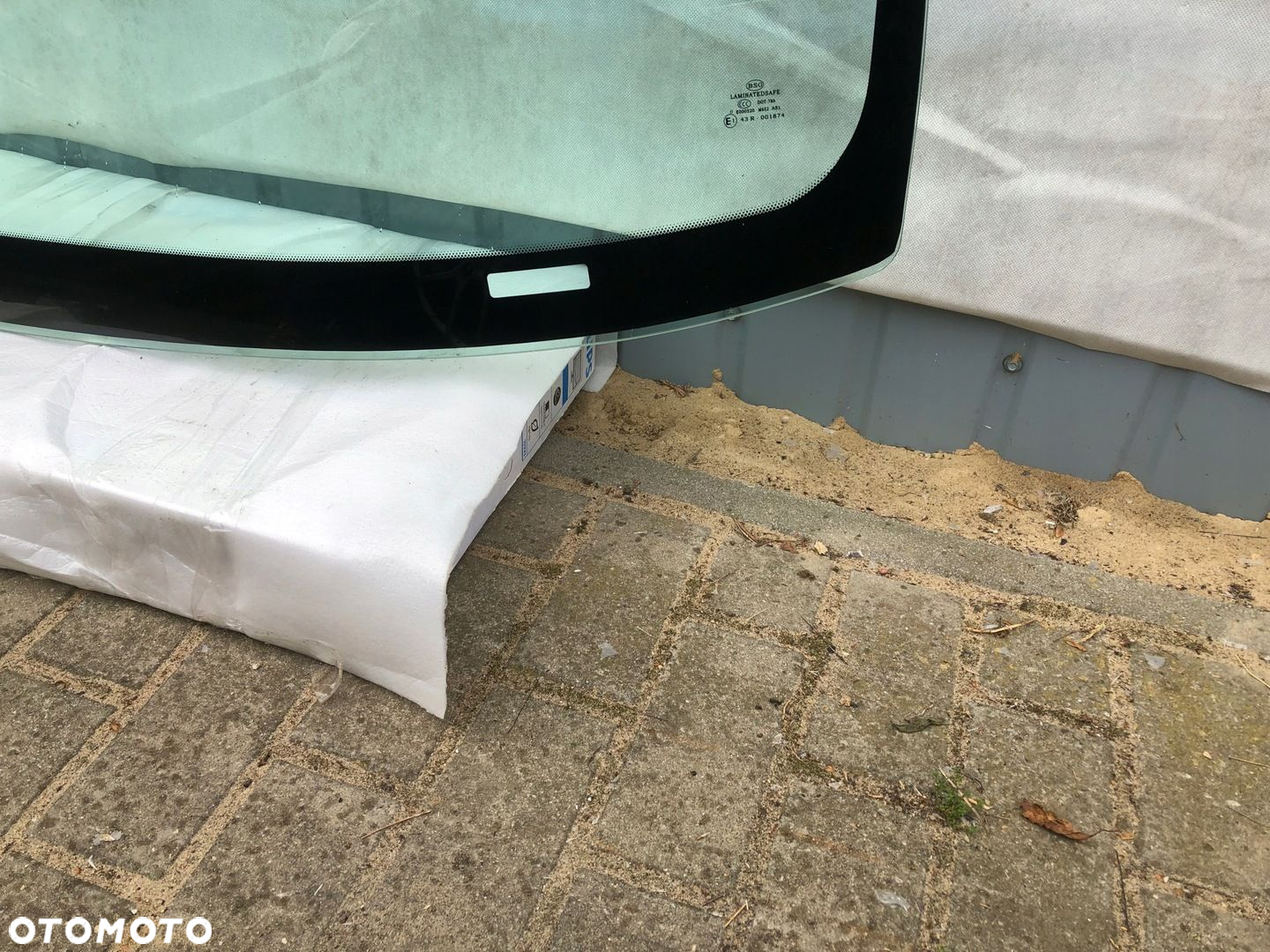 FORD EXCURSION SZYBA PRZEDNIA NOWA 2000-2018 - 2