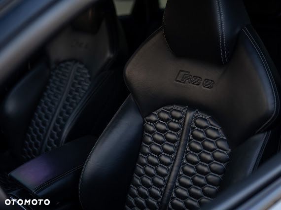 Audi RS6 Avant 4.0 TFSI Quattro Tiptronic - 12