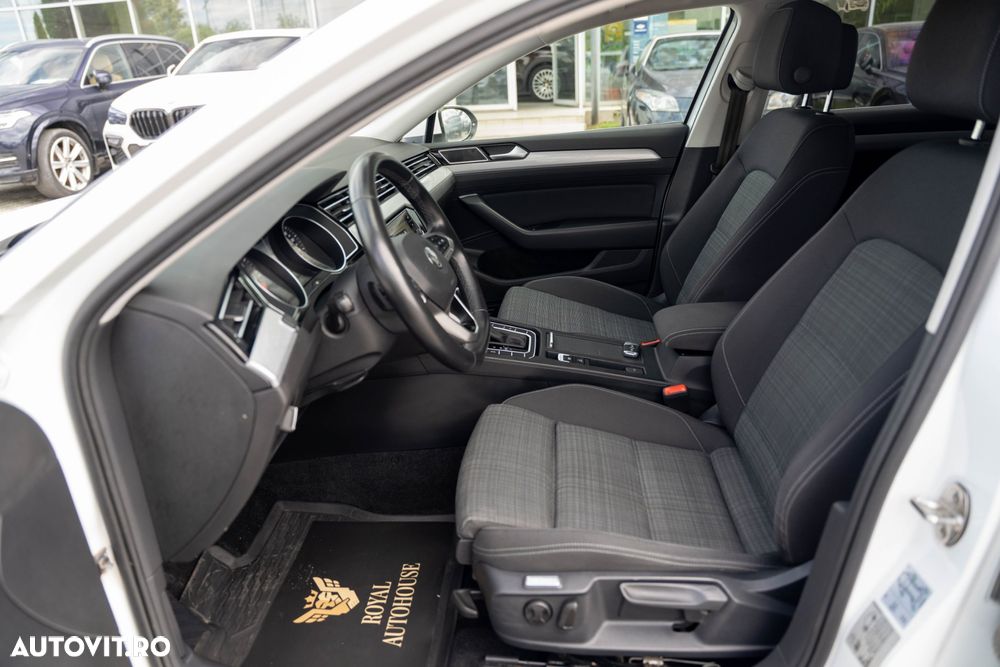 Volkswagen Passat 2.0 TDI DSG Comfortline - 13