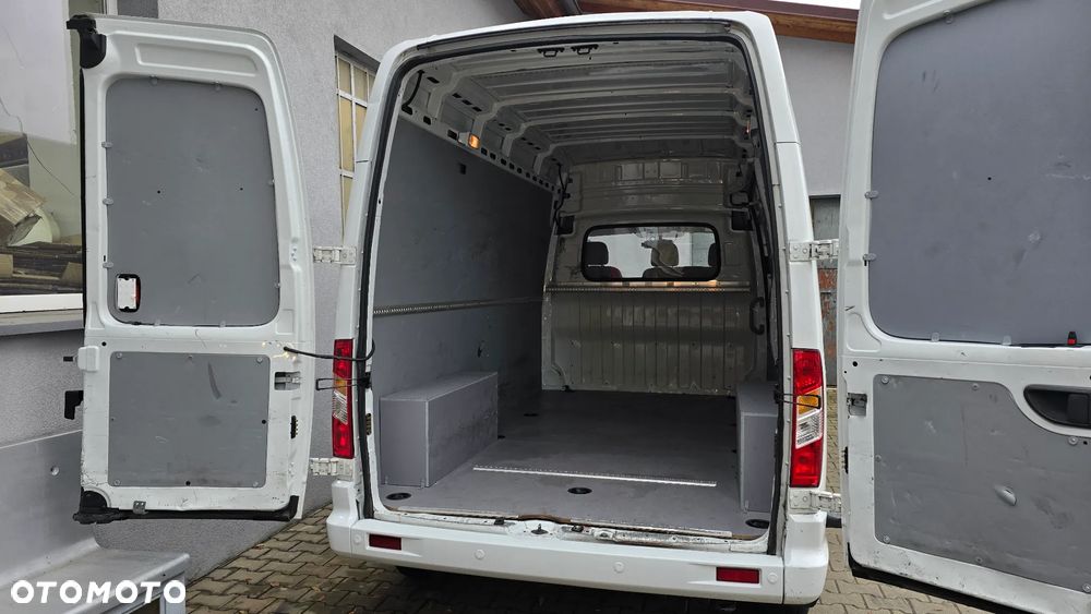 Maxus EV80 - 6