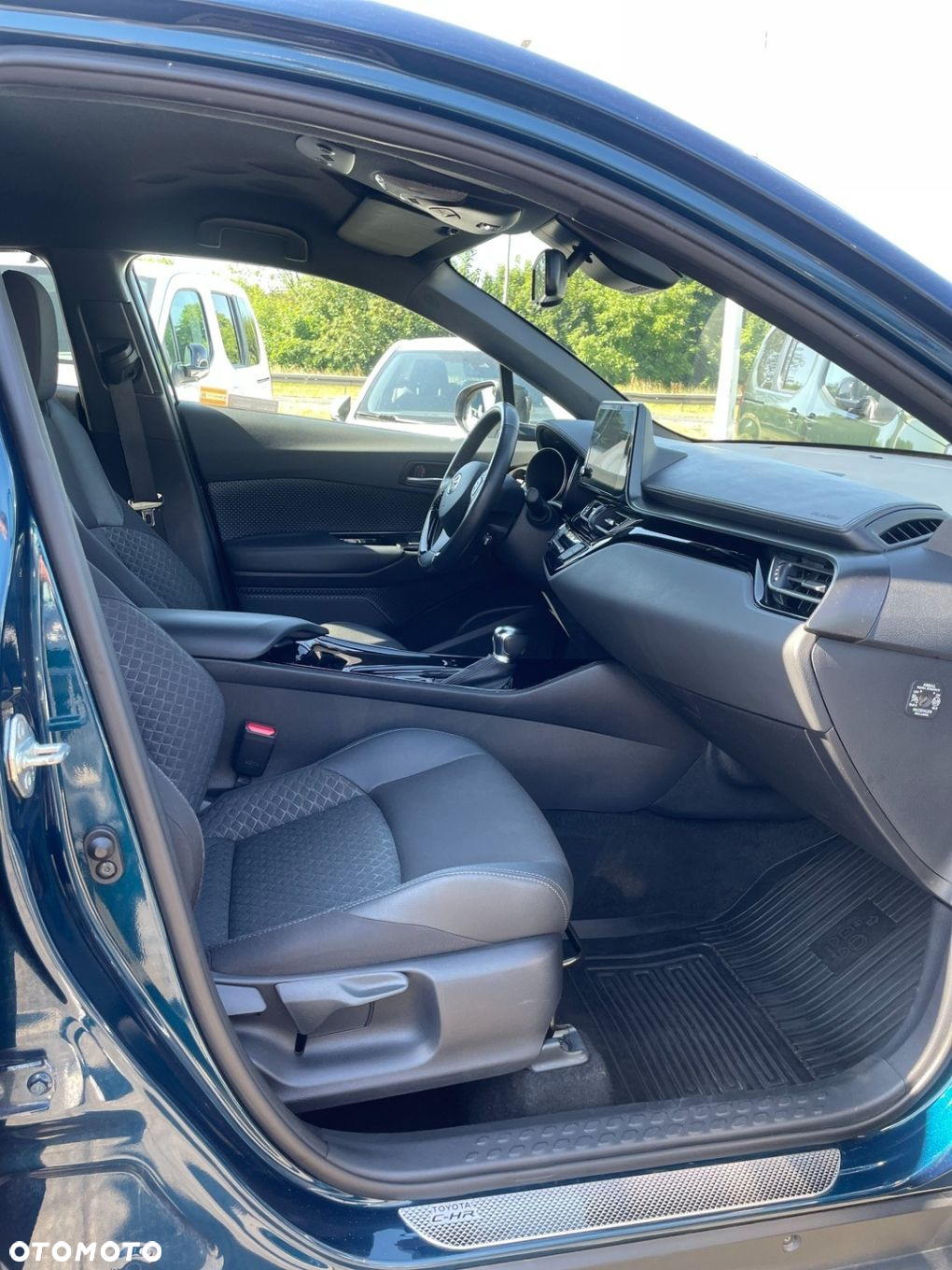 Toyota C-HR - 13