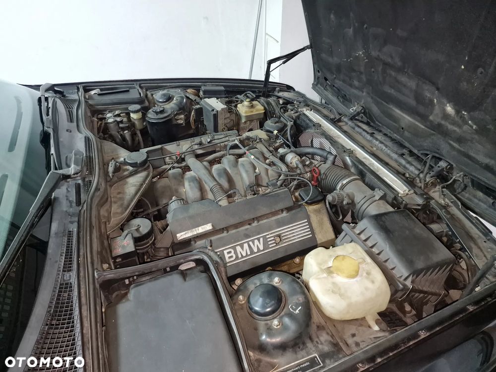 BMW Seria 5 540i - 27