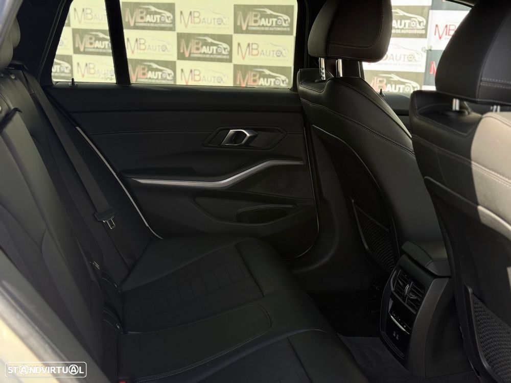 BMW 320 e Corporate Edition Auto - 52