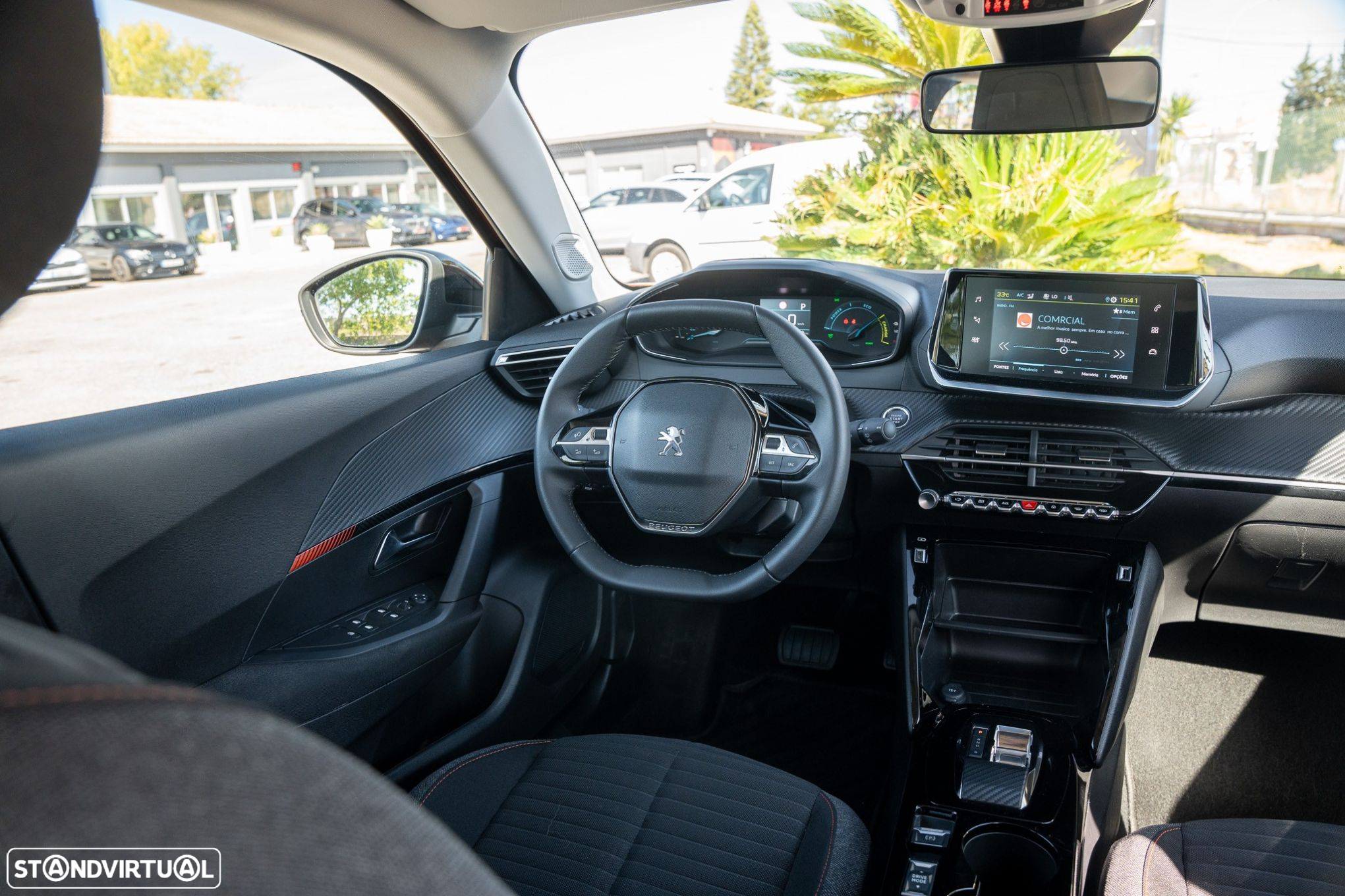 Peugeot e-2008 50 kWh Active Pack - 18