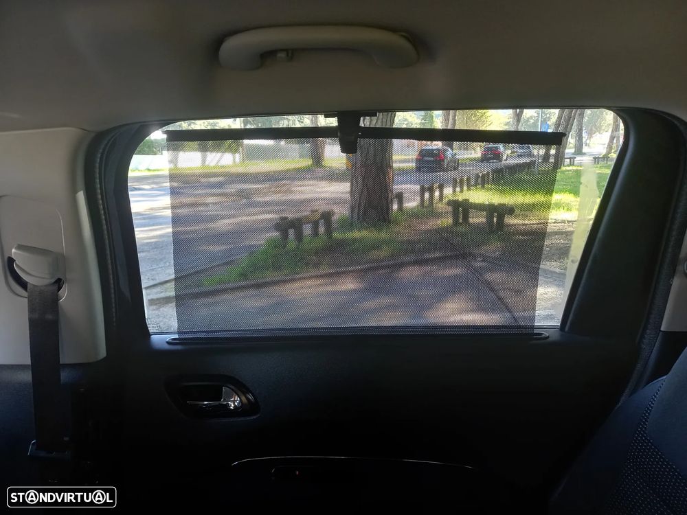 Peugeot 5008 BlueHDI 120 Stop & Start Style - 24