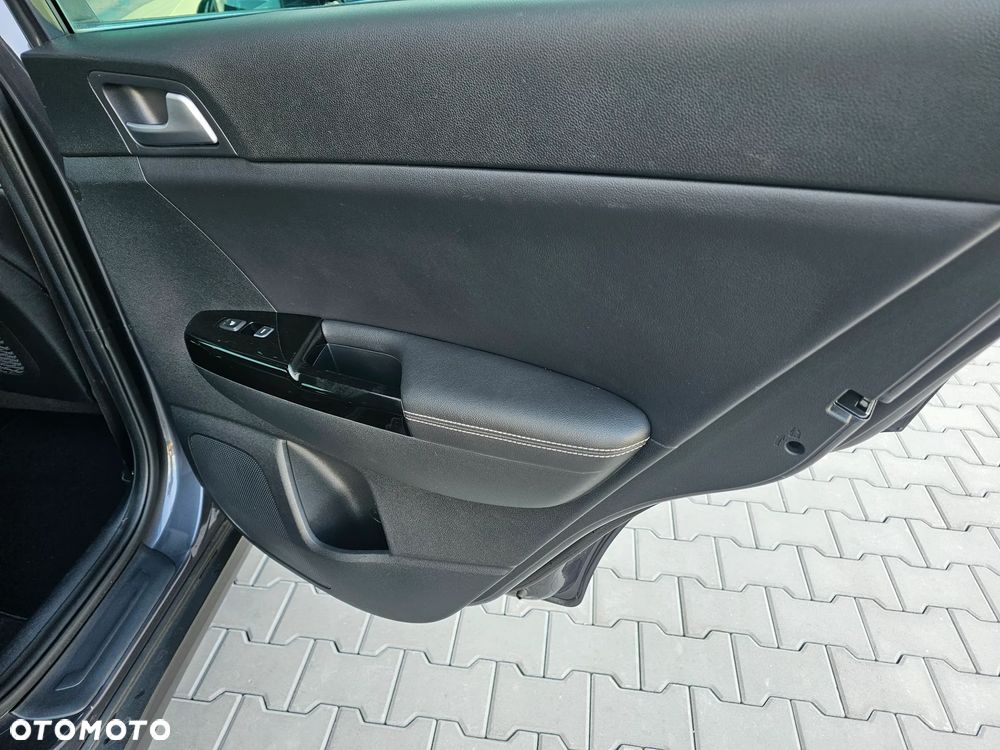 Kia Sportage 1.6 GDI 2WD ISG Vision - 37