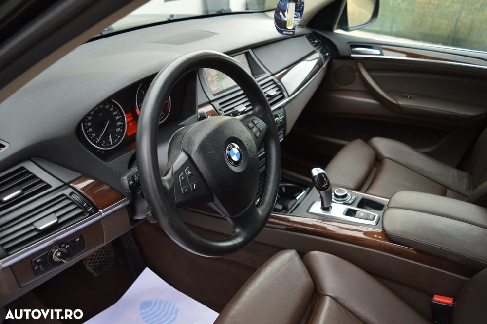 BMW X5 xDrive30d - 33