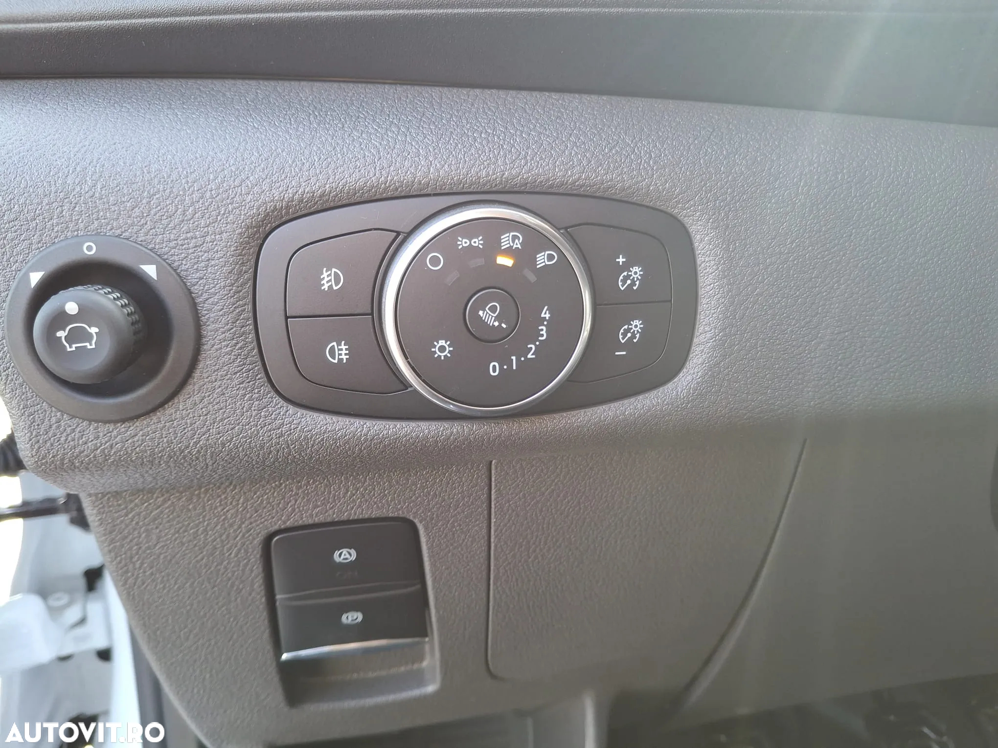 Ford Transit - 13