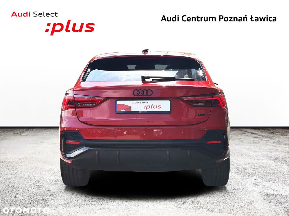Audi Q3 Sportback - 9