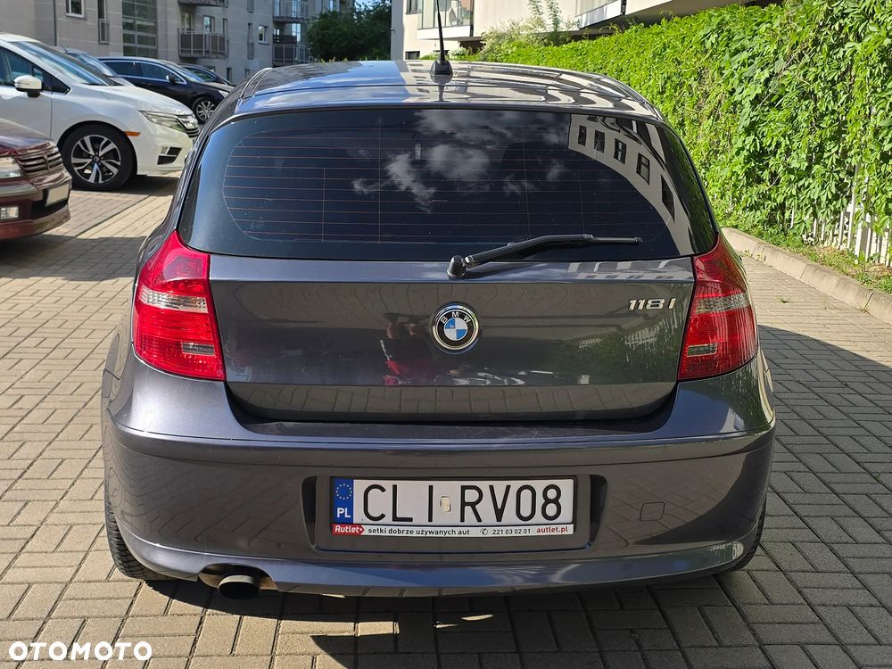 BMW Seria 1 - 8