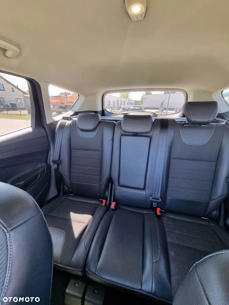 Ford Kuga ver-2-0-tdci-fwd-titanium - 3