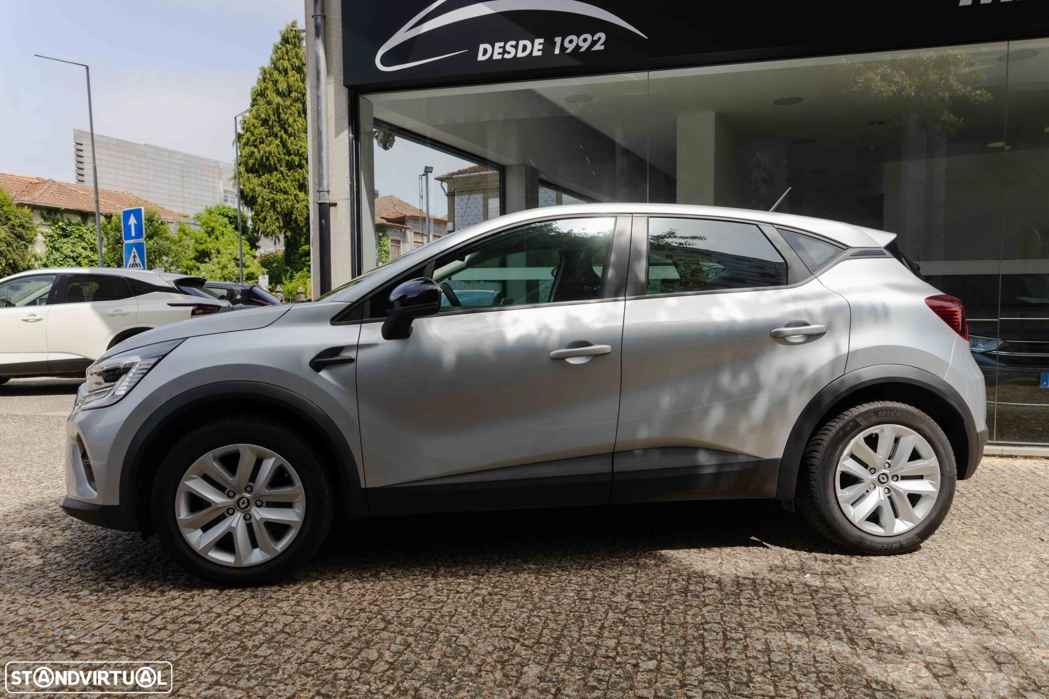Renault Captur 1.0 TCe Intens - 2