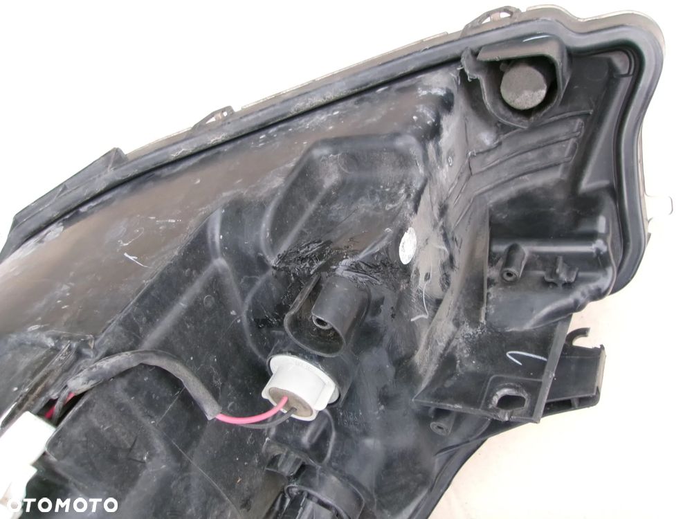 LAMPA PRZÓD PRAWA TOYOTA YARIS III  LIFT 14-17 - 4