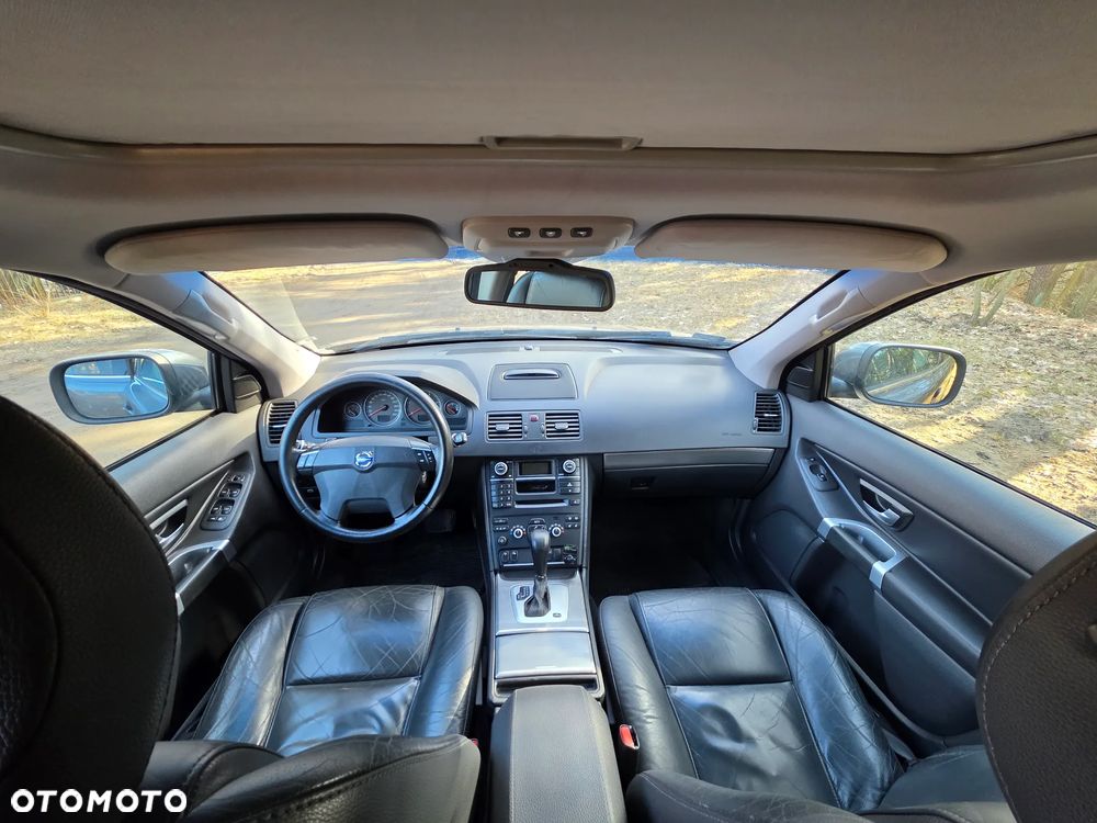 Volvo XC 90 D5 Momentum - 27
