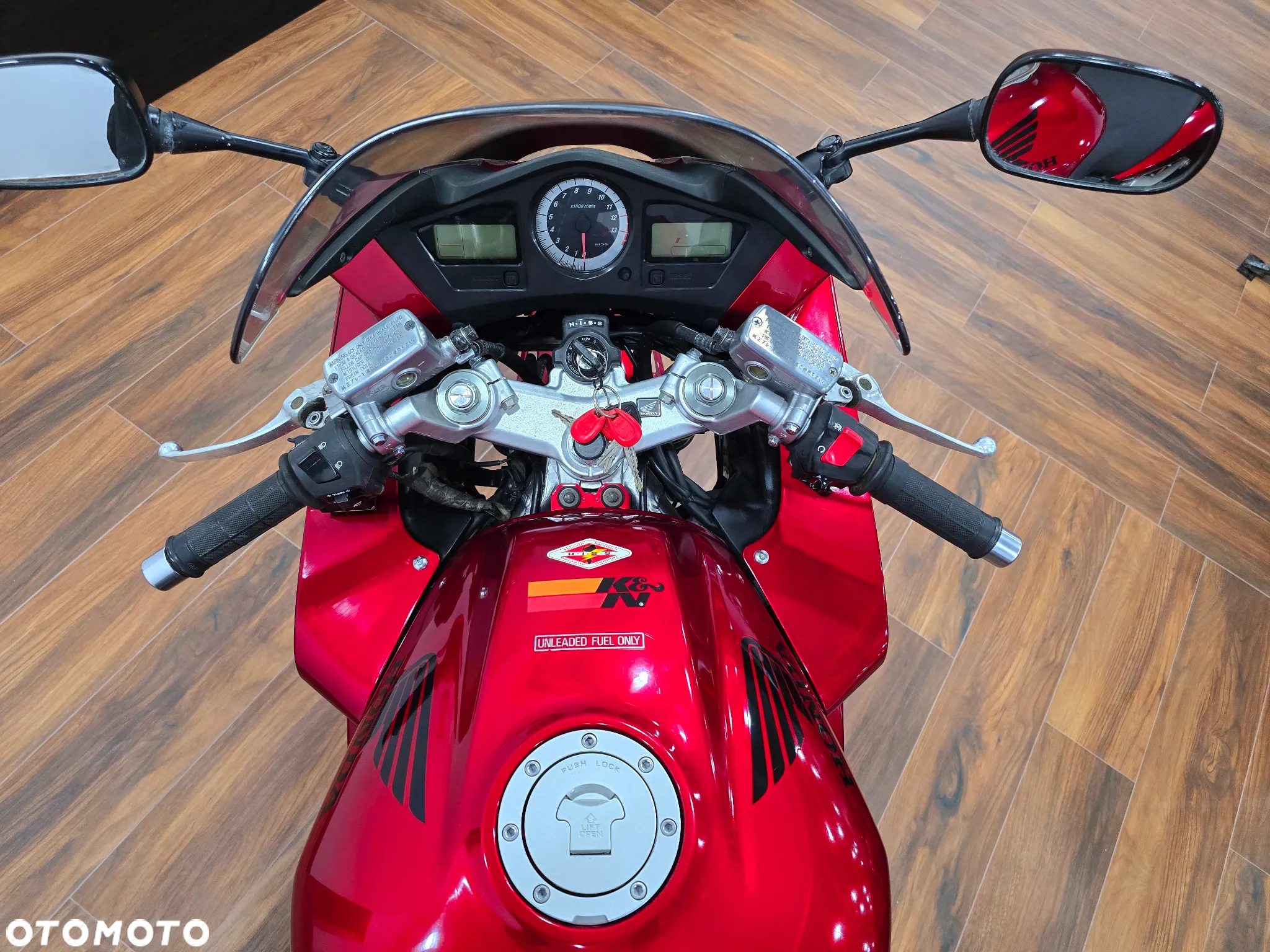 Honda VFR - 5