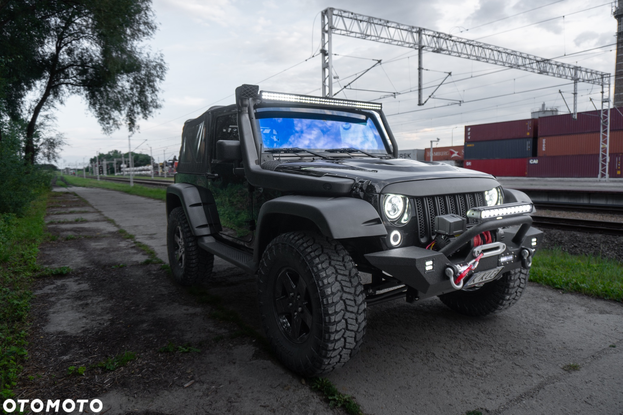 Jeep Wrangler - 8