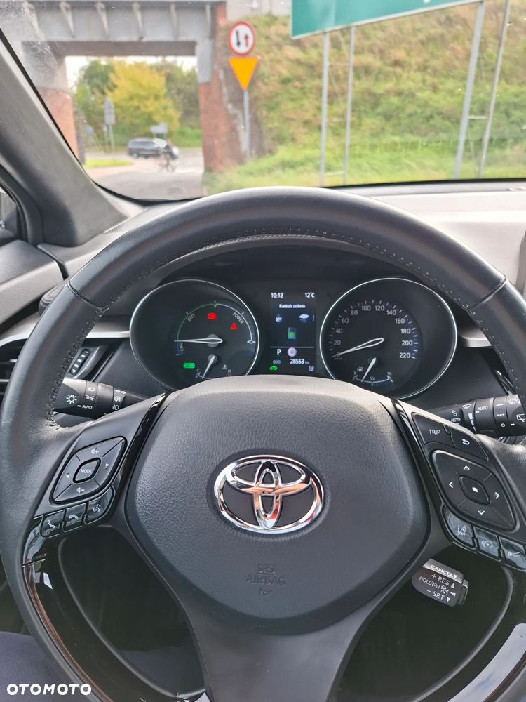 Toyota C-HR - 29