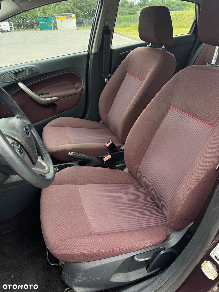 Ford Fiesta 1.4 Trend EU5 - 13