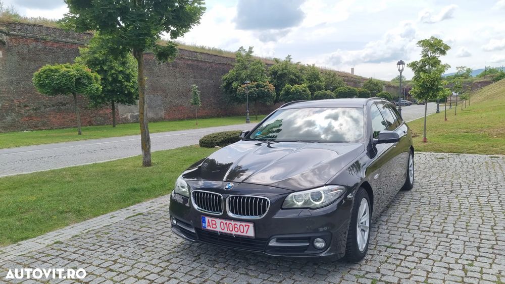 BMW Seria 5 520d xDrive AT - 3
