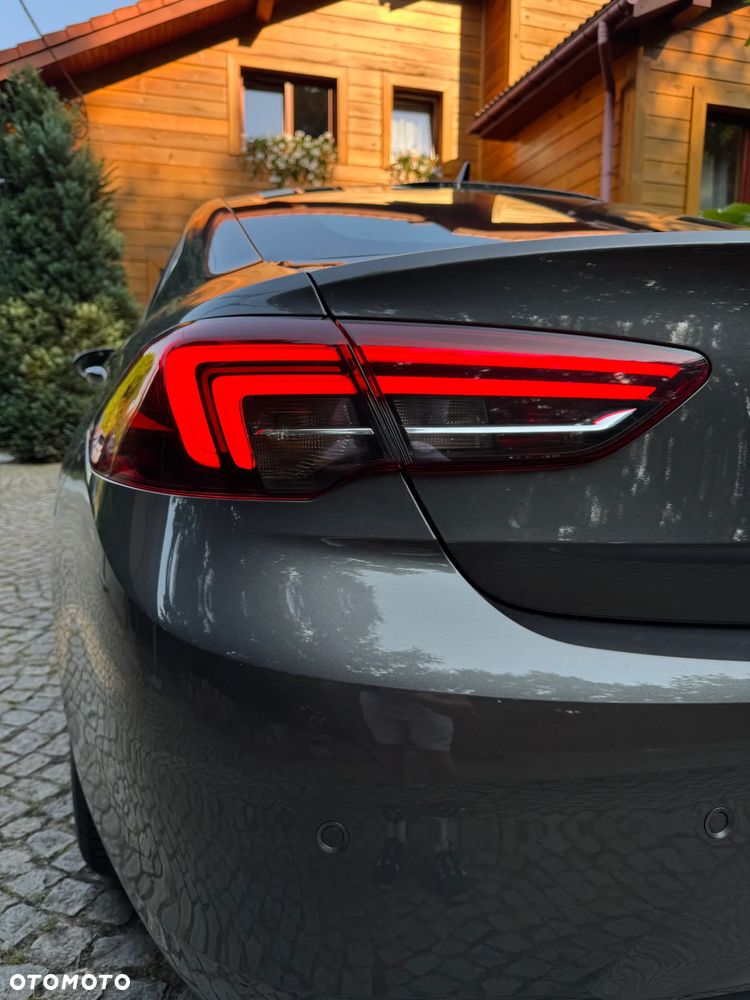 Opel Insignia 2.0 CDTI Elegance S&S - 11