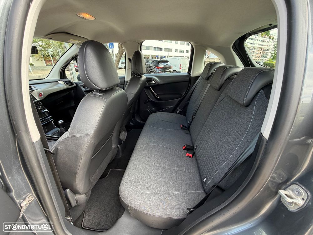 Citroën C3 1.6 BlueHDi Exclusive - 24