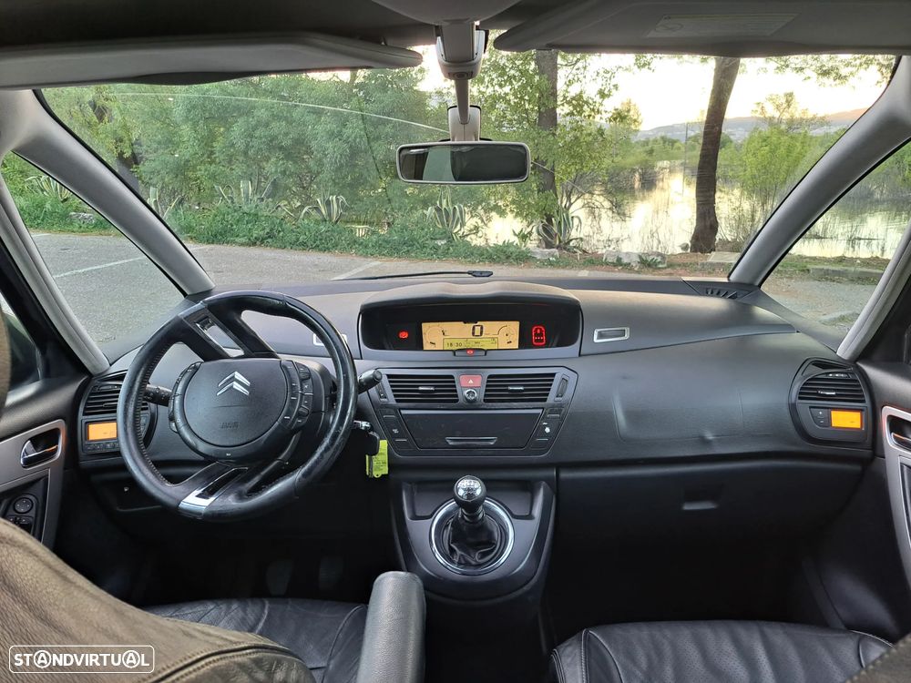 Citroën C4 Grand Picasso 1.6 HDi Exclusive - 3