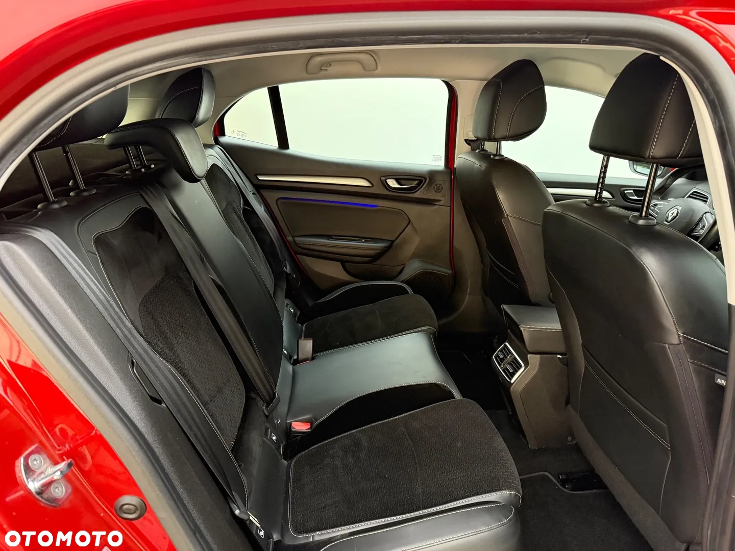Renault Megane ENERGY TCe 130 EXPERIENCE - 22