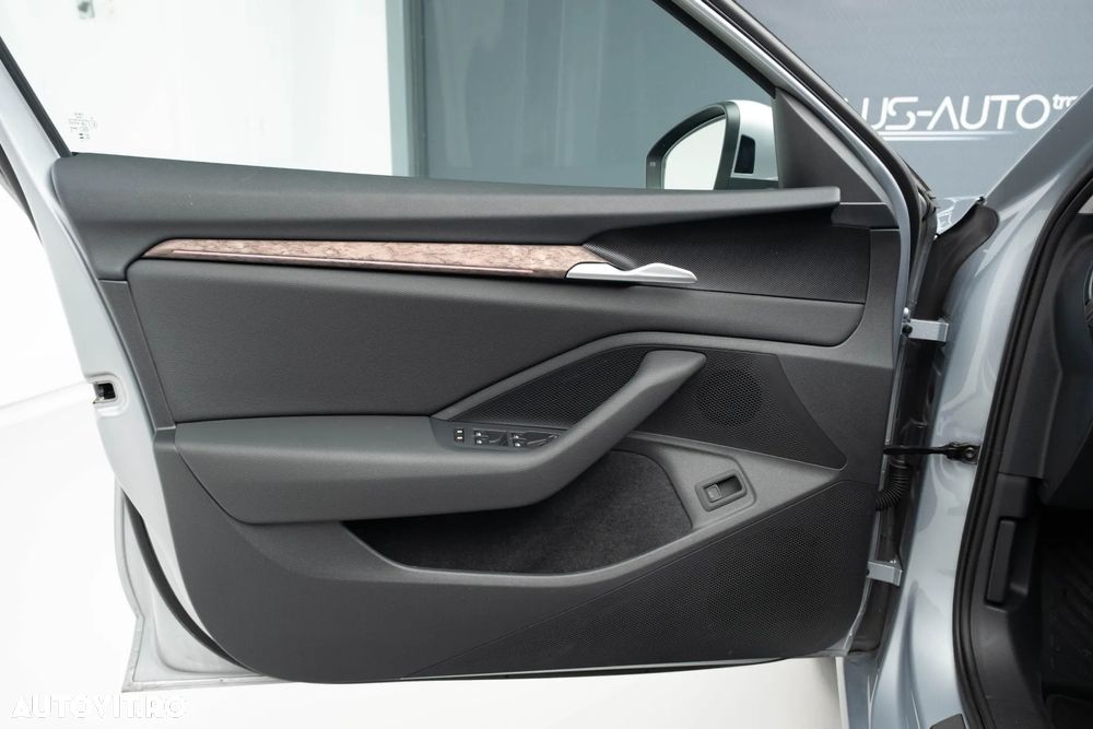 Skoda Superb 2.0 TDI DSG 4X4 L&K - 27