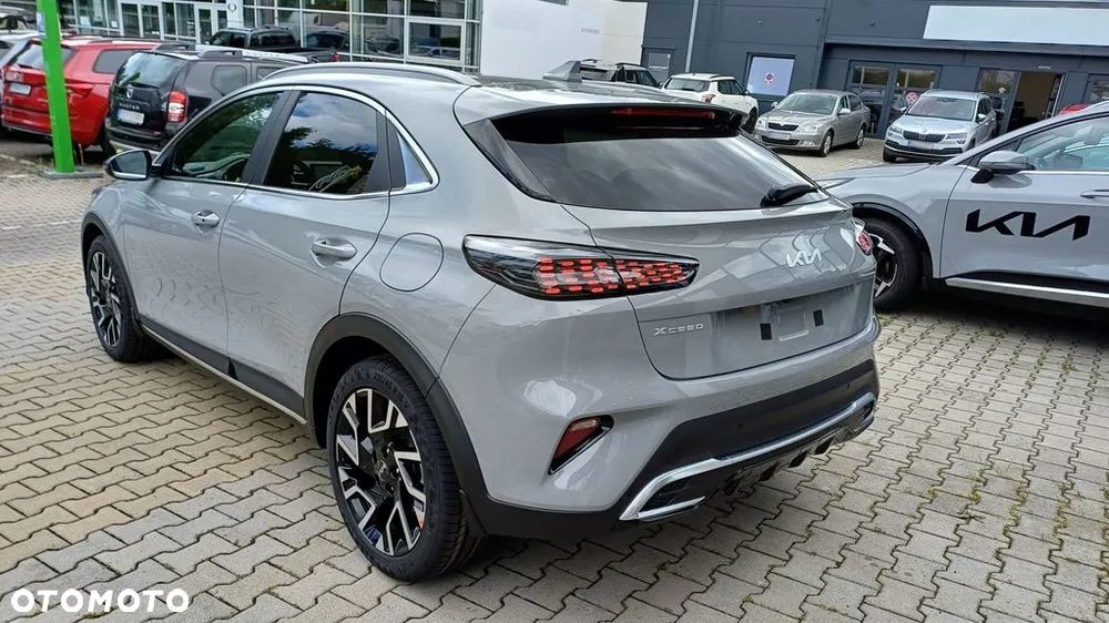 Kia XCeed 1.6 T-GDI Tribute DCT - 10