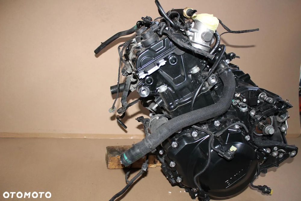 silnik kompletny stan idealny 2 tyś.km BMW f900r K83 2021r - 1