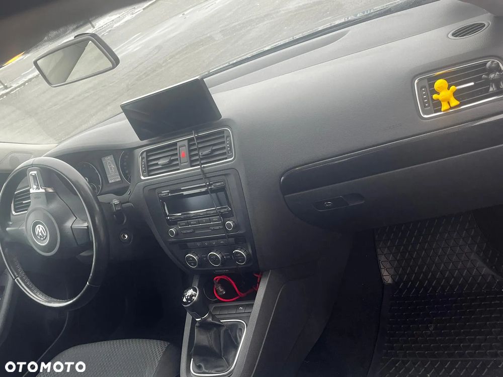 Volkswagen Jetta 1.2 TSI Comfortline - 11