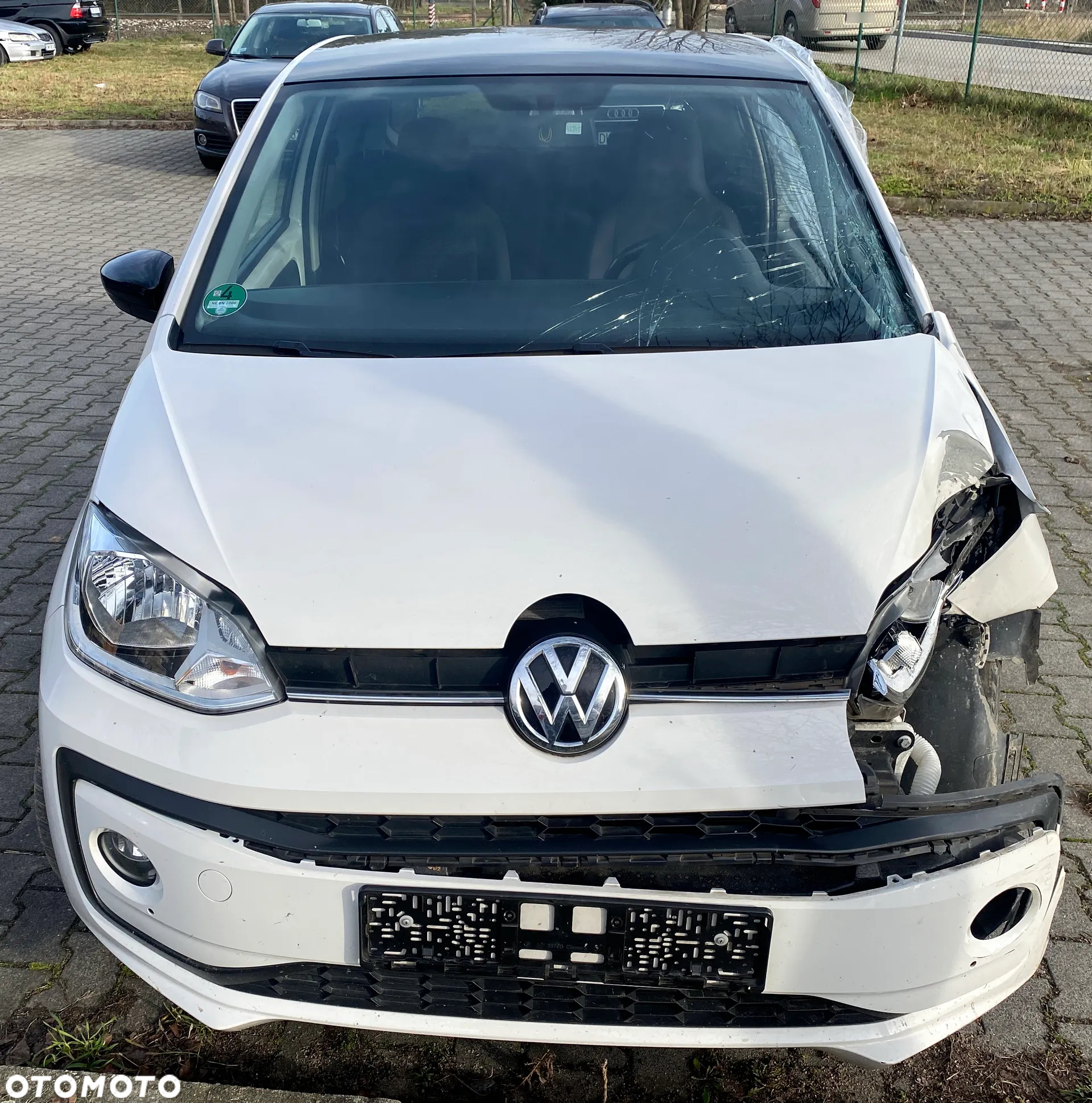 Volkswagen up! sound - 9